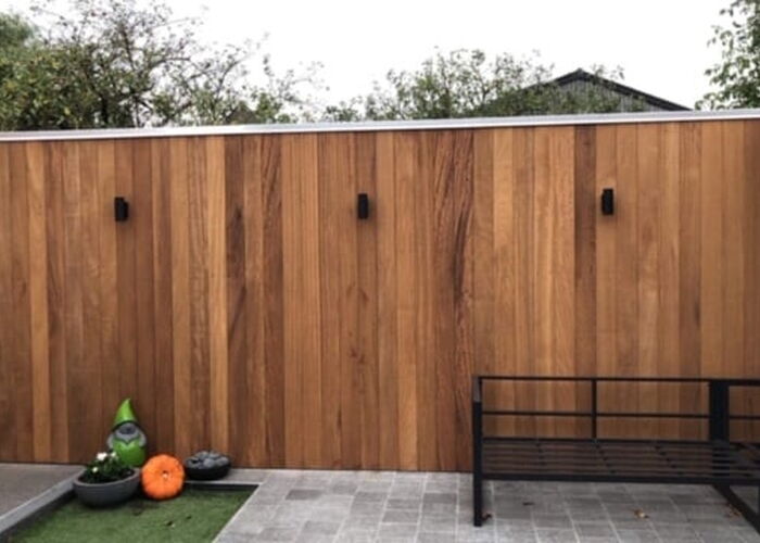 Bekleden van muren in hout Den Baes Jurgen