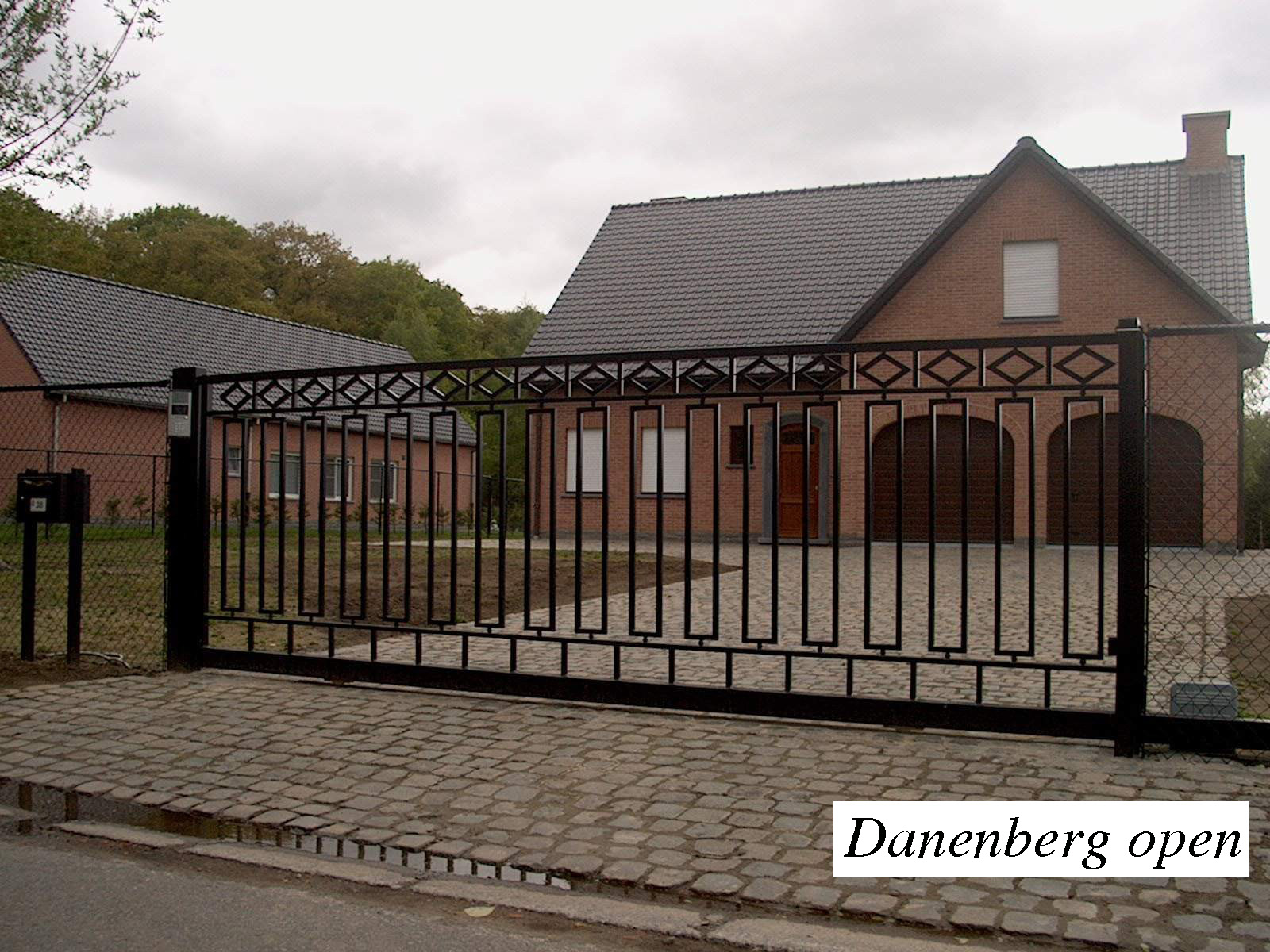 Poort 'Danenberg open'